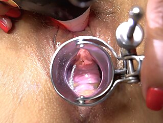 Doctor games! 1st Orgasm with a speculum in the cunt amateur blonde close-up 10:37